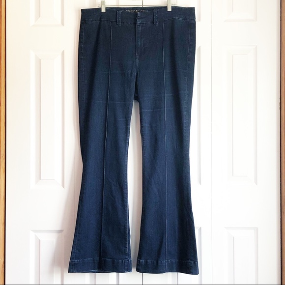 Melissa McCarthy Seven7 Denim - Melissa McCarthy Seven7 Dark Blue Denim Flare Jeans 16W